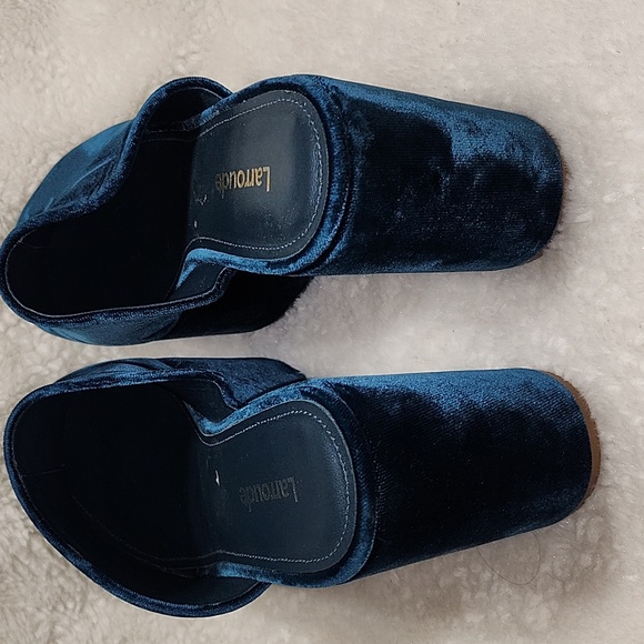 Larroudé Miso Platform Clog in Deepsea Velvet. - Picture 7 of 16